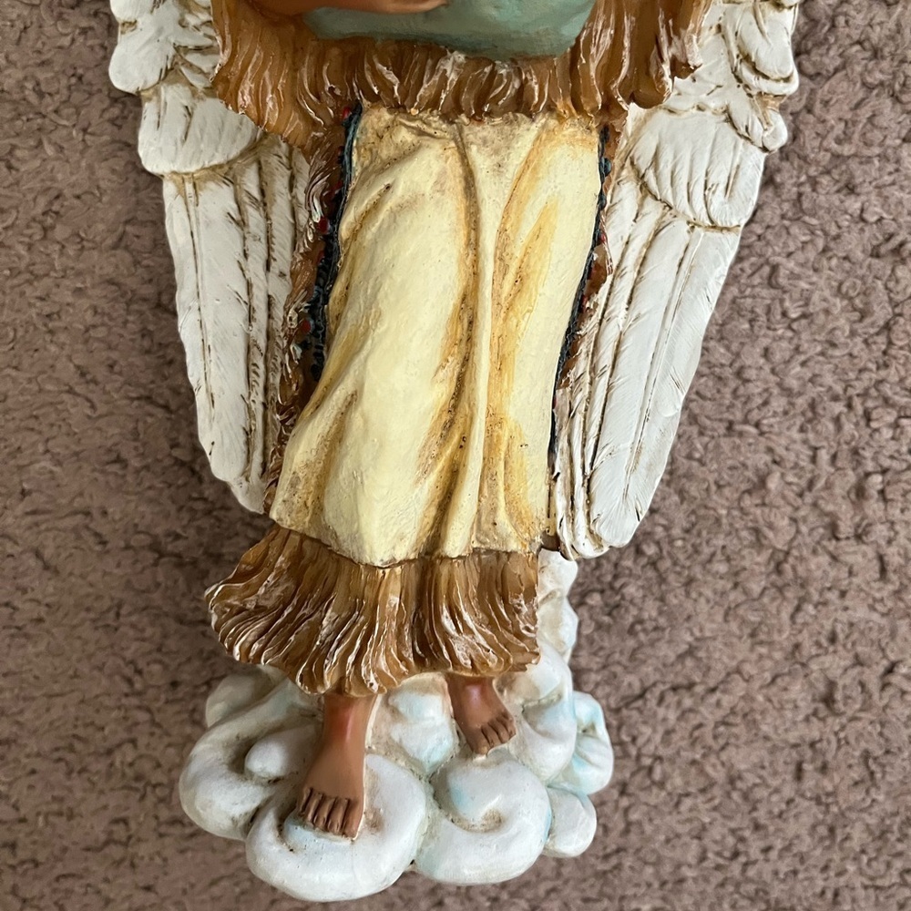 Native American Angel Figurine Statue - Picture 5 of 7